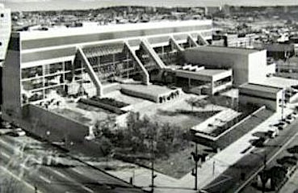 building_archives/cbc_building_1975_A_larg