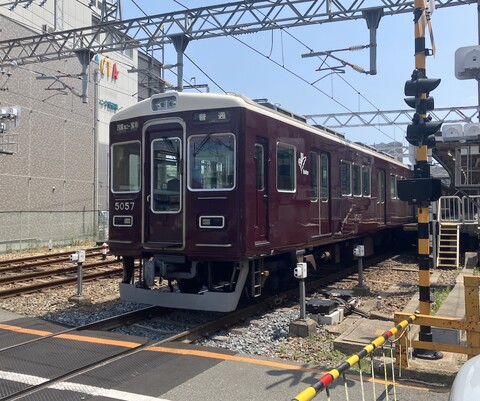 Hnky_Dnsh/train_1